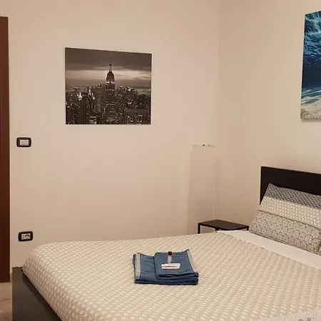 فندق مبيت وإفطار Superfast أنكونا